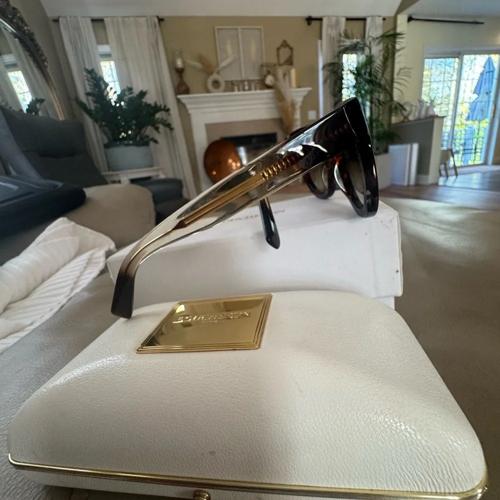 Boucheron Paris Tortoise Shell Sunglasses - Picture 5 of 5
